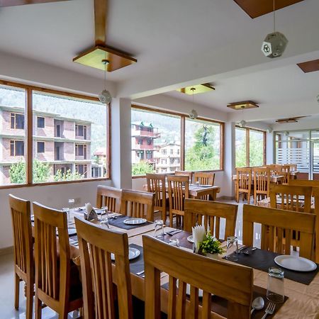 Pristine Inn Manali Exteriör bild