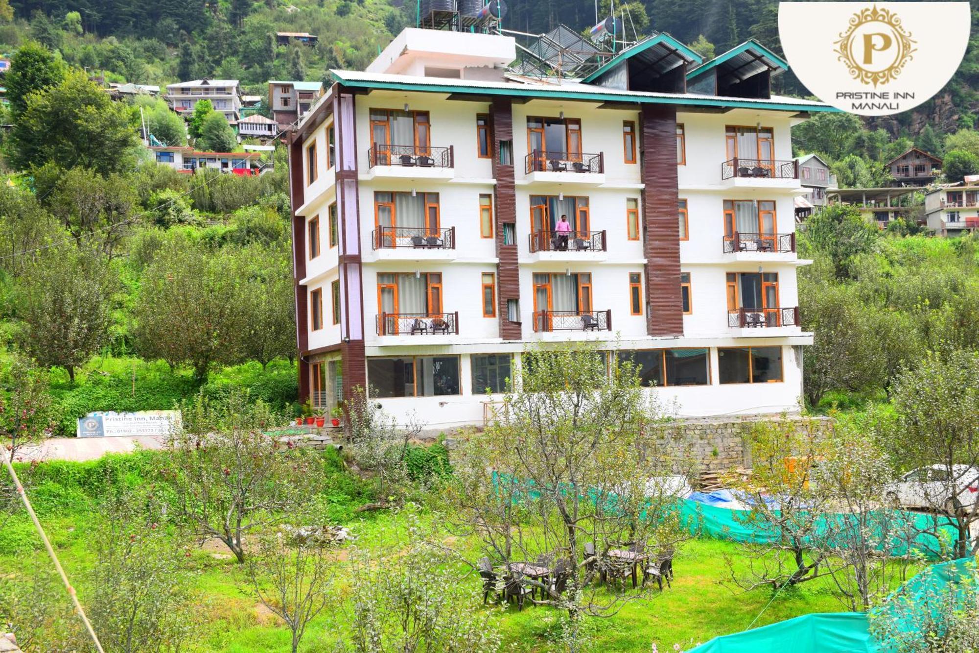 Pristine Inn Manali Exteriör bild