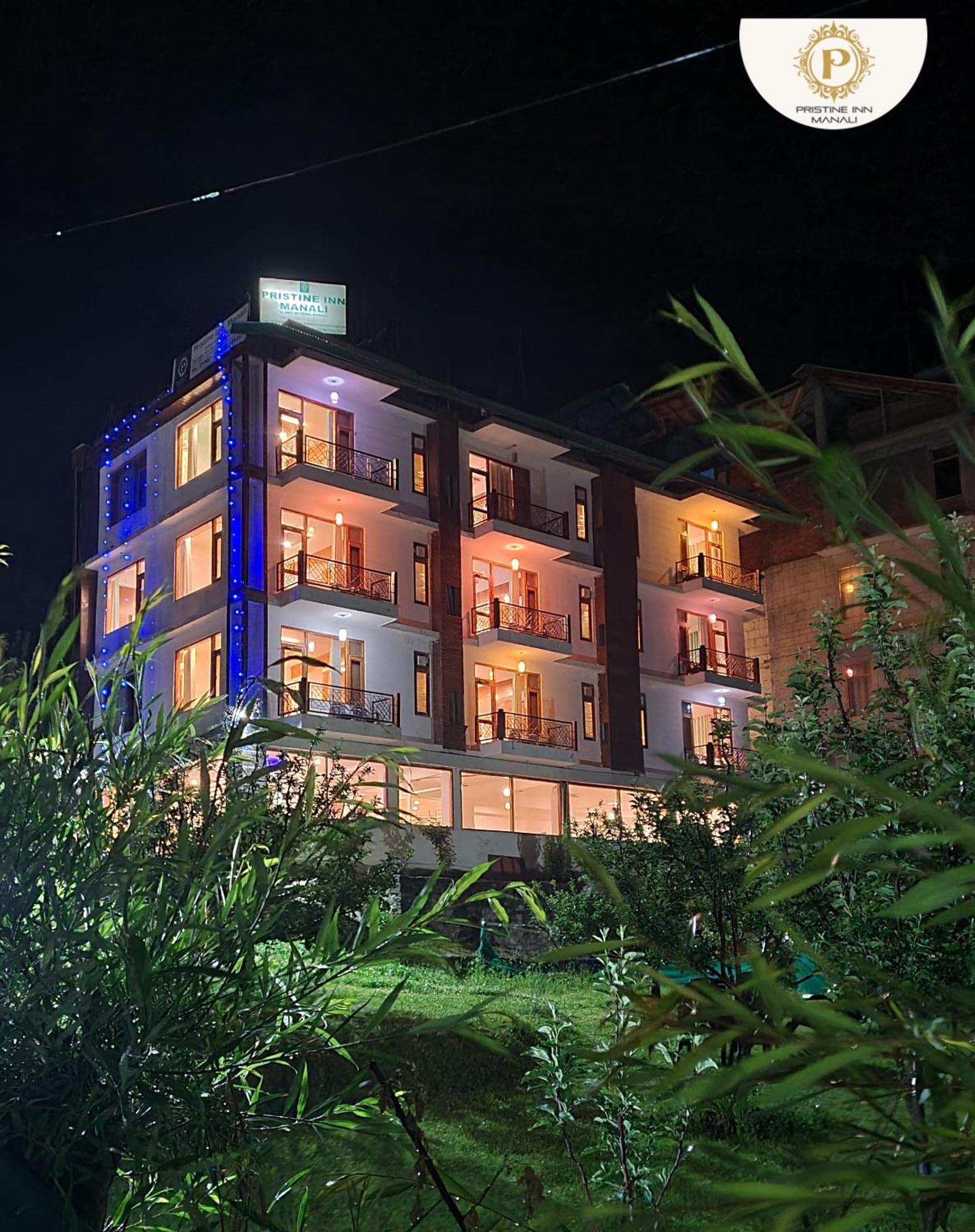 Pristine Inn Manali Exteriör bild